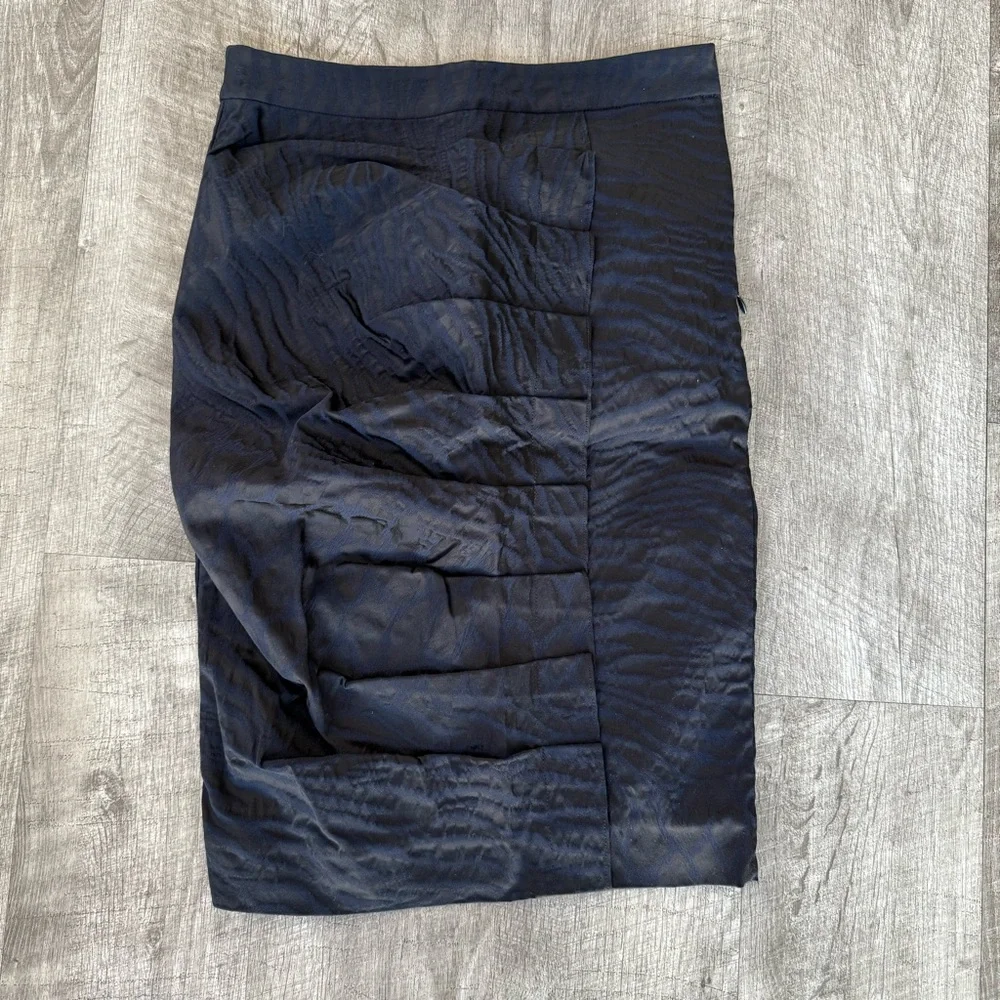 Diane Von Furstenberg stunning skirt
